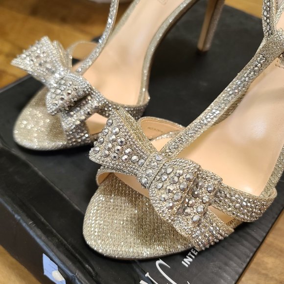 International Concepts Ressie Heels - Picture 4 of 6